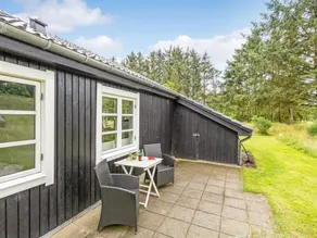 Child-friendly wonderful holiday home with terrace - Image 5