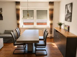 Holiday apartment | City view - Image 5
