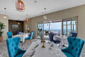 Private room with pool, terrace & garden | Mountain view - Image 3