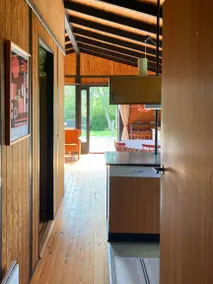 Child-friendly holiday home with terrace, barbecue & garden - Image 3