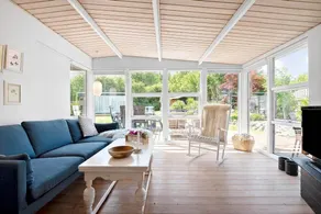 Holiday home with terrace, hot tub & barbeque - Image 5