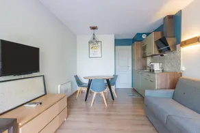Flat with terrace & heated pool | Mountain view - Image 3