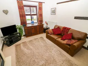 Fully equipped lovely cottage with terrace - Image 4