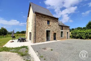 Gite with barbecue, terrace & garden - Image 2