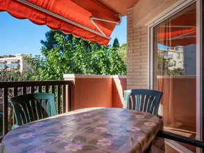 Fully equipped holiday apartment with pool | Close to the beach - Image 4