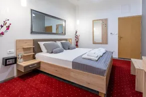 Dedicated room with terrace | Near Diocletian's Palace | Garden view - Image 2