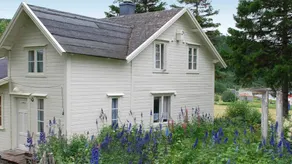 House with garden & terrace - Image 3
