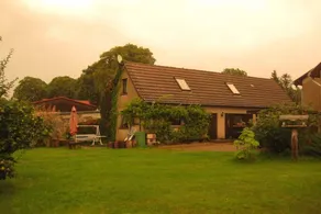 Holiday home with terrace - Image 5