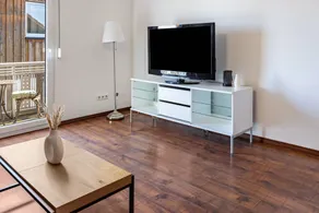 Flat with garden | Garden view - Image 3
