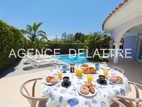 House with garden, jacuzzi & private pool - Image 2