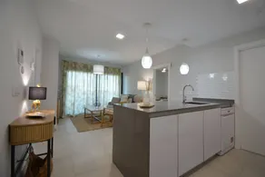 Merveilleux appartement de vacances entièrement équipé avec jardin, piscine et terrasse | Plage à proximité - Image 3