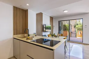Fully equipped charming flat with terrace, pool & garden - Image 3