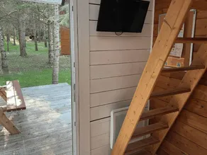 Mobile home with pool - Image 5