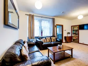 Holiday home with fast internet, garden & terrace | City view - Image 4