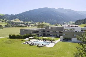 House with sauna, pool & terrace - Image 5