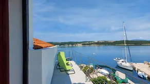 Apartment with garden | Beach view - Image 3