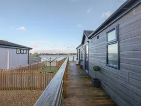 Family-friendly pleasant cottage with hot tub, pool & garden | Dogs allowed - Image 2