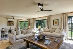 Luxury Golf Villa Torremirona - Image 2