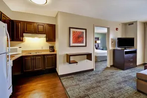 Flat with pool, hot tub & BBQ - Image 2
