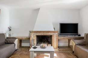 House with garden, terrace & private pool | Mountain view | Good for workation - Image 4