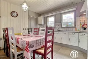 Beautiful gite with terrace & garden - Image 2