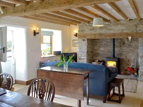 Child-friendly cottage with garden & barbecue | Pets are welcome - Image 2