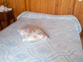 Holiday home with BBQ, terrace & garden | Pool view | Perfect for remote work - Image 4