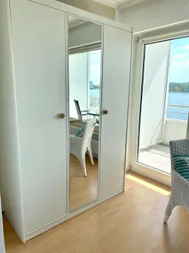 Exklusive, sonnige Studio-Wohnung mit direktem Ausblick auf den Binnensee! - Image 5