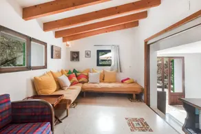 Casa con piscina, jardín y terraza | Vistas al jardín | Adaptada para el teletrabajo - Image 3