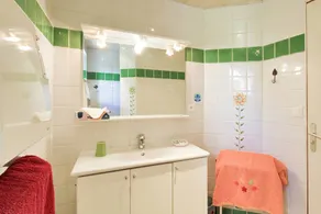 “Chambre Campagne” Guest Room with Shared Terrace, Garden, and Wi-Fi - Image 5
