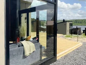 Holiday home with terrace & jacuzzi - Image 4