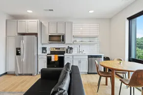 CozySuites Mass with lounge and roof deck #23 - Image 4
