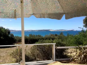 Picturesque Cottage Rental with Modern Amenities near Hobart in Spring Beach, Tasmania - Image 5