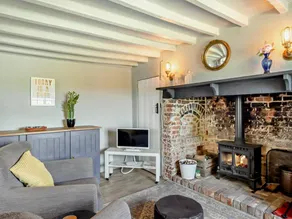 Cottage with garden - Image 5