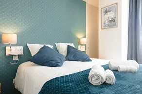 Bed and breakfast with terrace, pool & garden | Pets allowed - Image 2