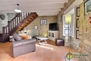 Gite with garden, terrace & barbecue - Image 3