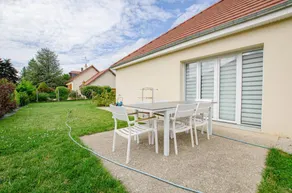 Gite with BBQ, terrace & garden - Image 3