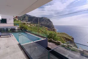 Villa avec jardin, piscine privée et barbecue - Image 3