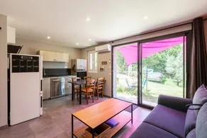 Holiday Home “Gîte Alcido” with Sea View, Wi-Fi, and Air Conditioning - Image 4