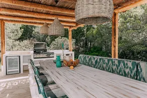 Ample villa with terrace, barbeque & jacuzzi | Mountain view - Image 4