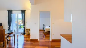 Adorable Apartment in Murter with Hot Tub - Image 4