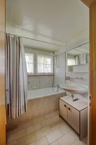 Fully equipped holiday apartment with BBQ, terrace & garden | Mountain view - Image 3