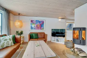 Family-oriented nice holiday home with terrace | Pets are welcome - Image 4