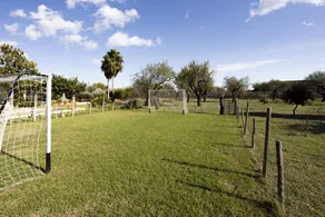 Fully equipped lovely holiday home with terrace, garden & private pool - Image 5
