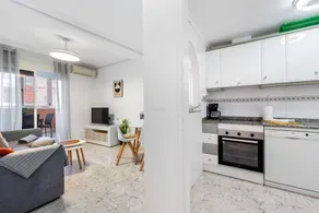Fully equipped flat with terrace | City view | Close to the beach | Pet-friendly - Image 5