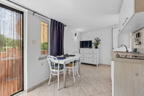 Holiday apartment with barbeque & garden | Garden view - Image 4