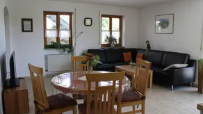 Family-oriented wonderful flat with garden, barbeque & terrace | Garden view - Image 4