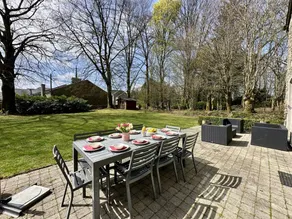 Fully equipped ample holiday home with terrace - Image 2
