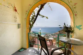 Bed & breakfast with garden | Garden view - Image 2