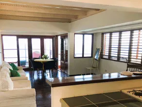 Charming flat with terrace, garden & pool - Image 4